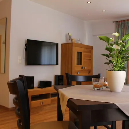 Vulkaneifel * Nickenich